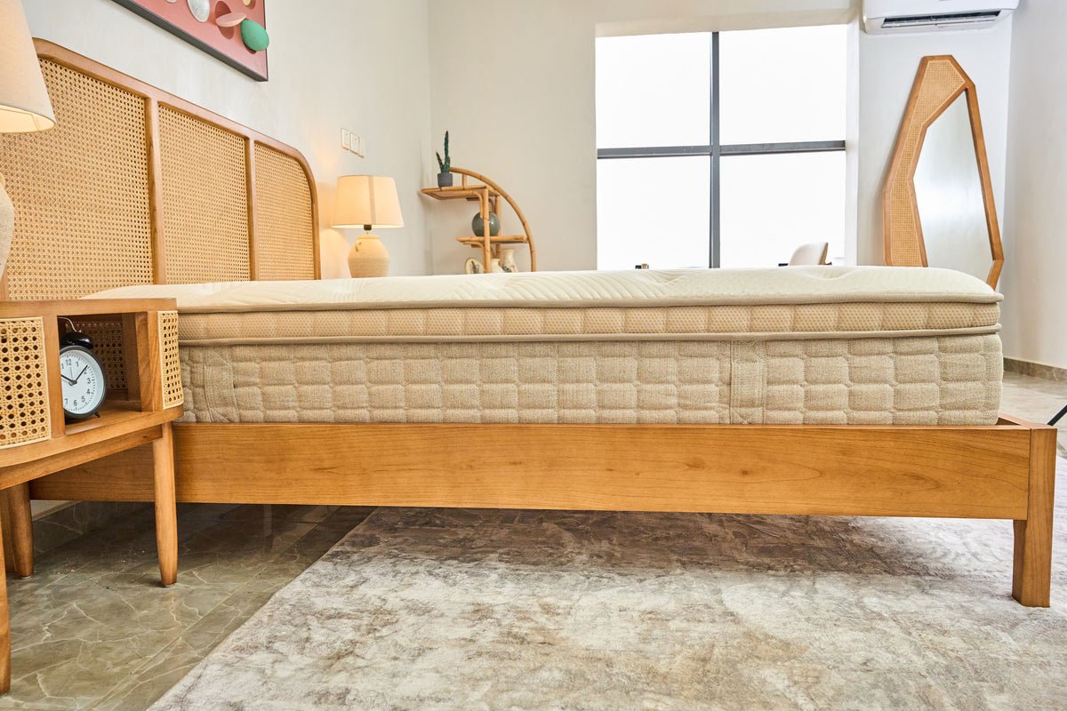 The Elmira Hybrid Mattress
